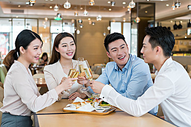 非洲巨茎大战女人:神秘非洲传奇,战士征途启航-1