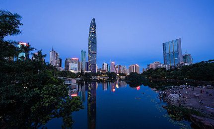 男生操女生的软件:游戏新体验:爱情故事引热议-1