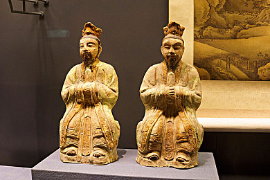 av传媒:新媒体明星崛起,AV传媒引领潮流-2